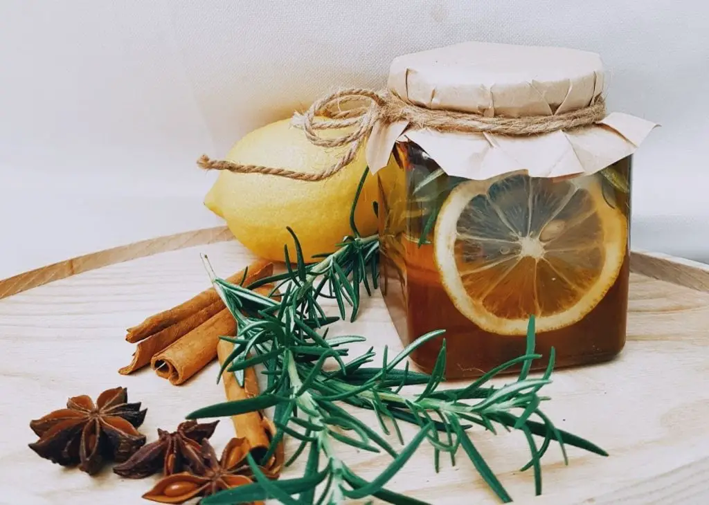 tea placed in a jar