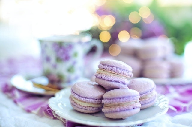 english tea and macaroons