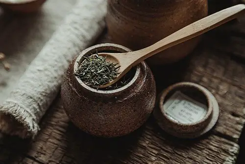 tea leaves in a jar